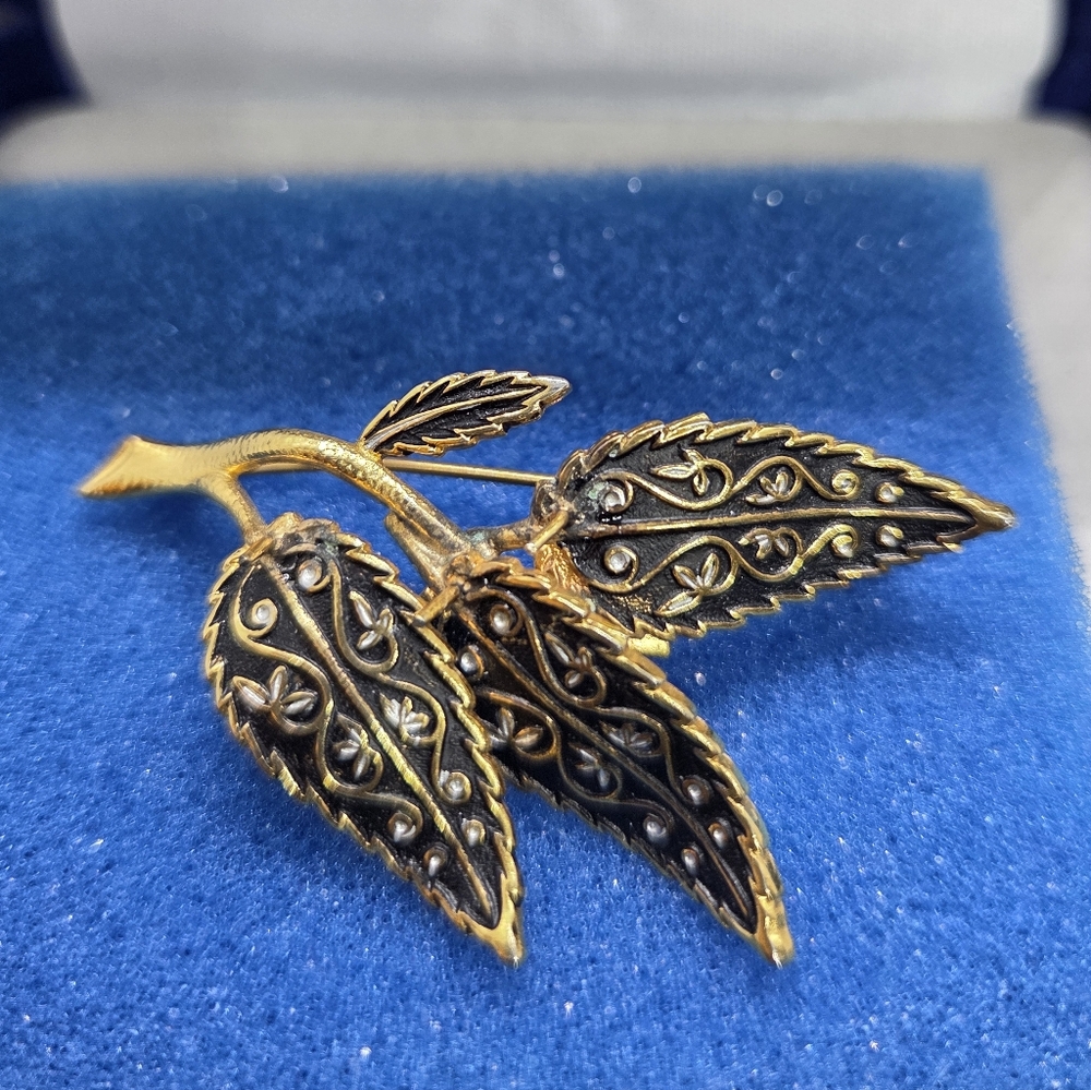 Damascene Style Gold and Black Leaves Brooch